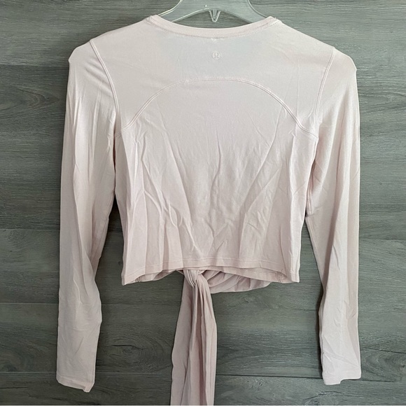 Lululemon Long Sleeve - Picture 4 of 4